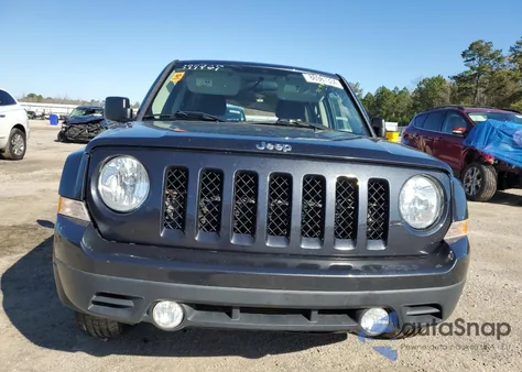 2015 Jeep Patriot Sport z USA, uszkodzony, nr VIN 1C4NJPBBXFD349467